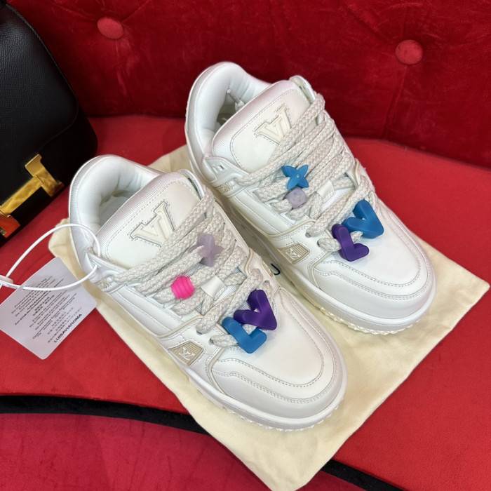 LOUI VUITTO SNEAKER