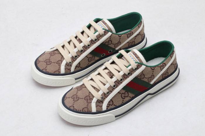 G*u*i rhyton sneaker