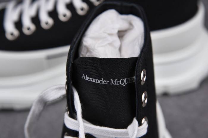 MQ Sneakers