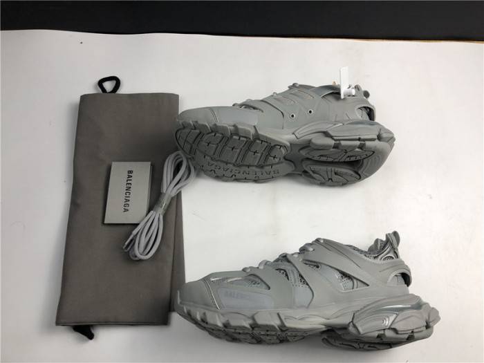 BLCG Track Trainer Grey 542436-W2LA1-3253