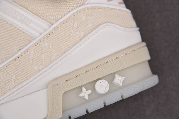 LOUI VUITTO SNEAKER