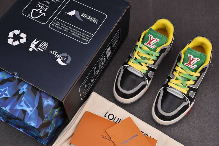 LOUI VUITTO SNEAKER