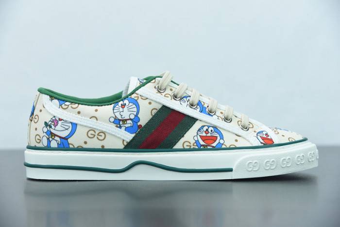 G*u*i sneaker
