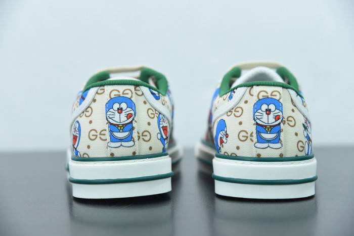 G*u*i sneaker