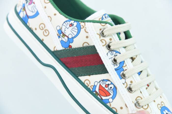 G*u*i sneaker