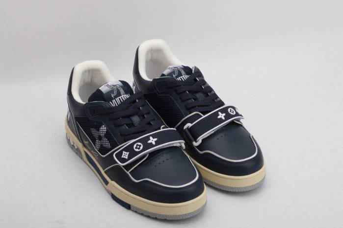 LOUI VUITTO SNEAKER