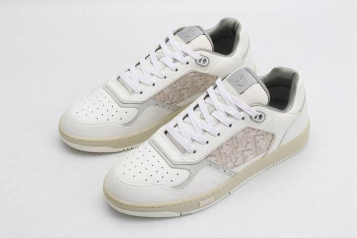 D10R B27 SNEAKER