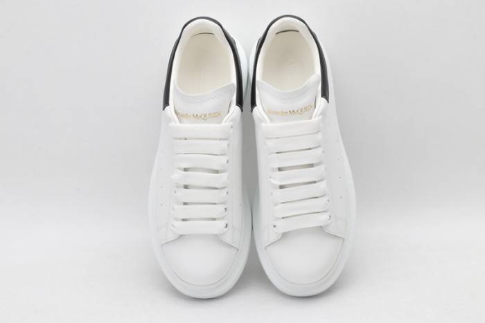 MQ Sneakers