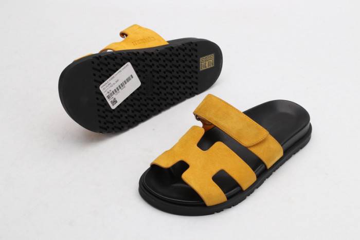 HERM*S SLIPPERS
