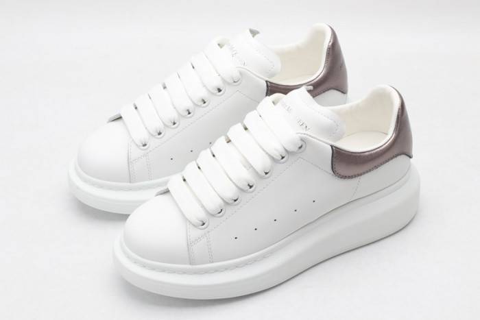 MQ Sneakers
