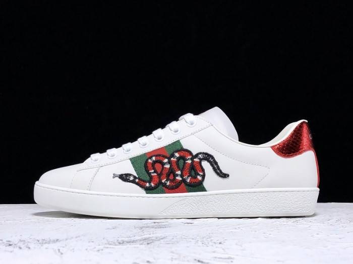 G*u*i ace embroidered low-top sneaker white with snake