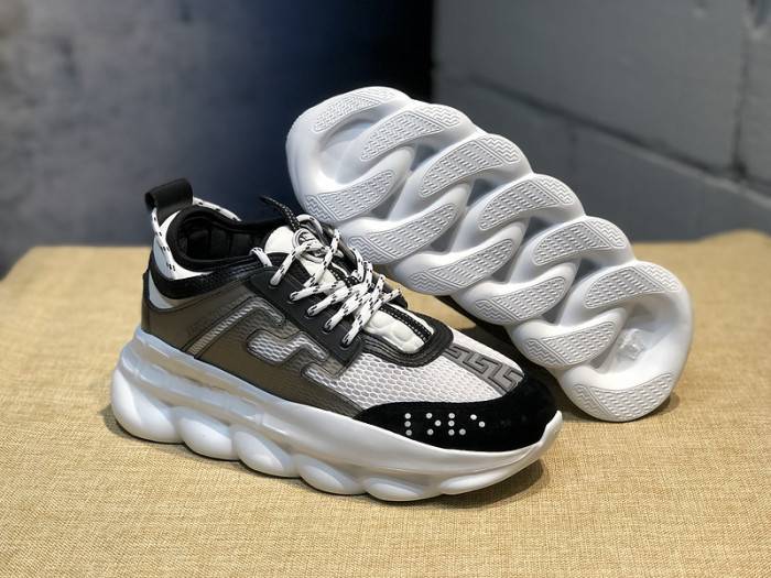 VERS CHAIN REACTION SNEAKERS