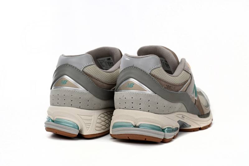 New Balance 2002R Oasis