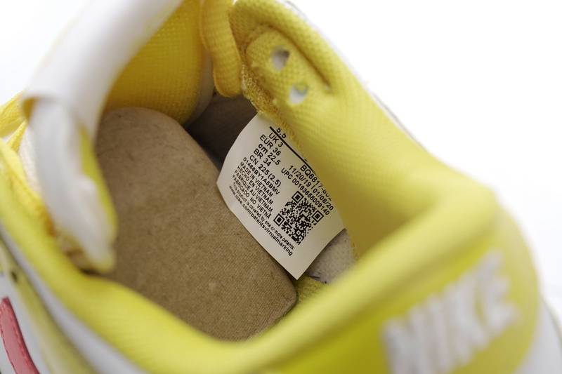 Nike Dunk Low Samba