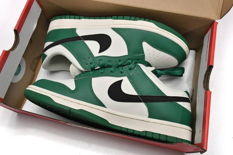 Nike Dunk Low SE Lottery