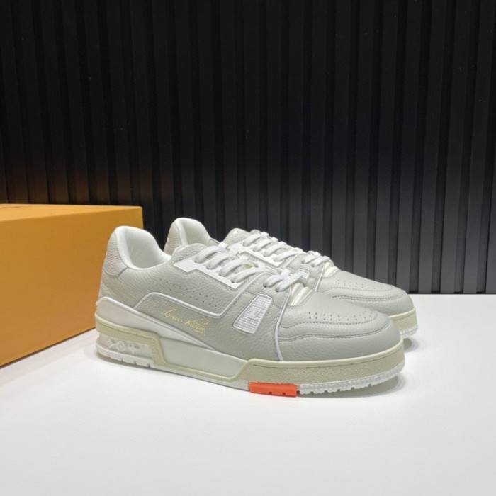 LOUI VUITTO SNEAKER