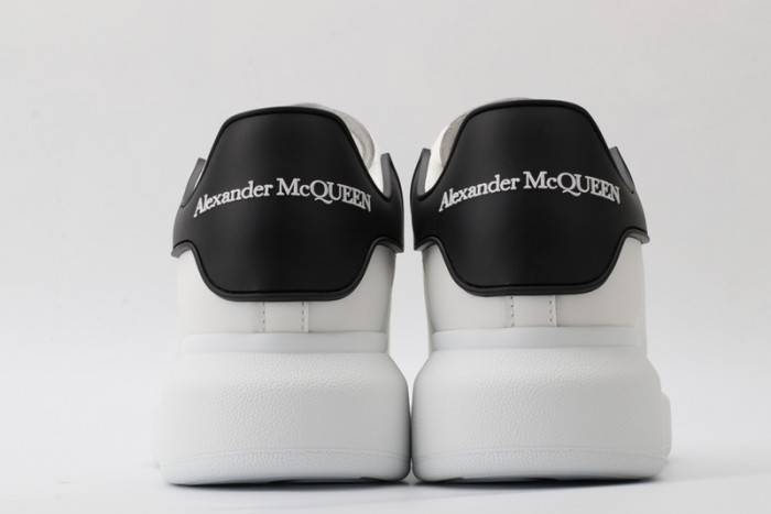 MQ Sneakers