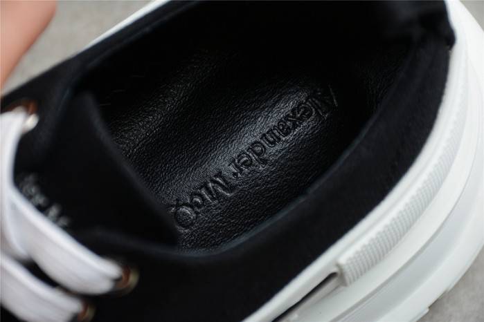 MQ Sneakers