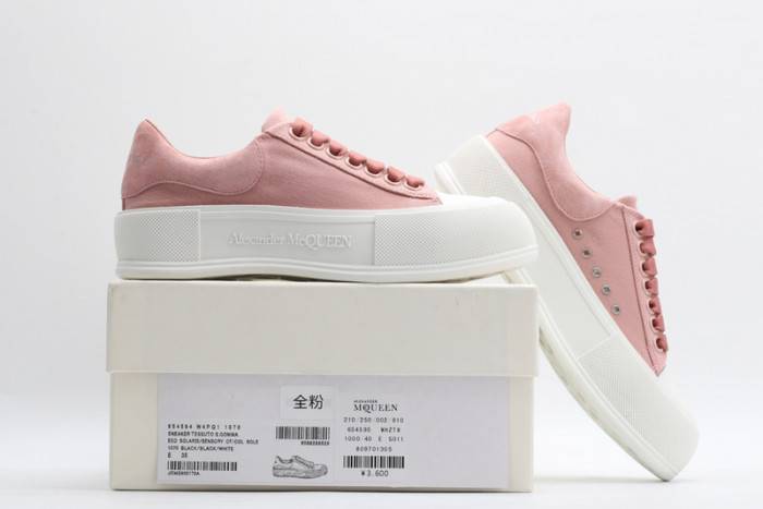 MQ Sneakers