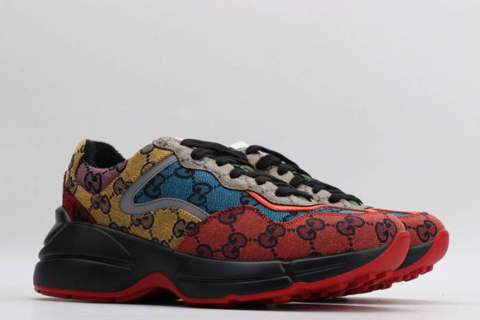 G*u*i sneaker