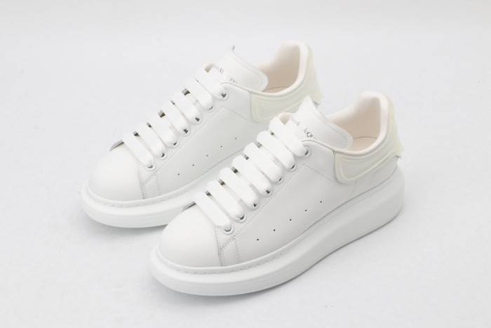 MQ Sneakers