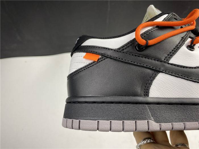 00F x Nike Dunk Low CT0856 -001