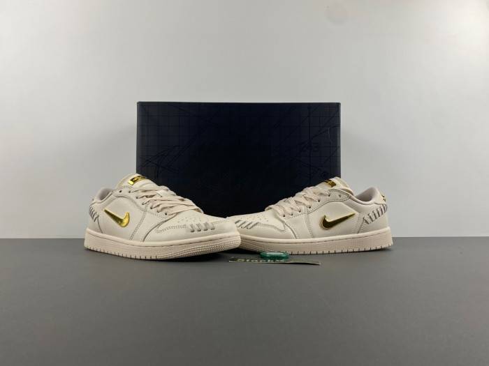 Air Jordan 1 Low WMNS “Method of Make” FN5032-200