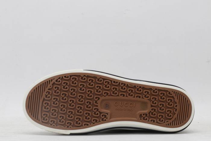 G*u*i sneaker 123-4