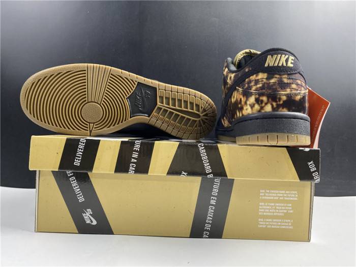 NIKE SB DUNK LOW PUSHEAD PREMIUM “PUSHEAD 2“ 536356-002