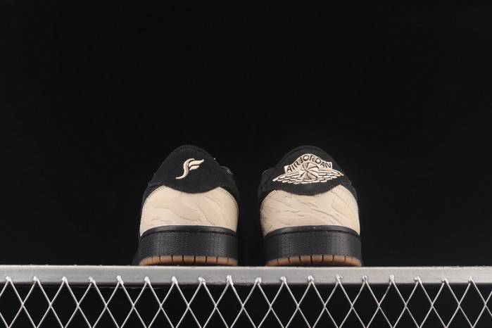 Solefly X Air Jordan 1 Low carnivore DN3400-001