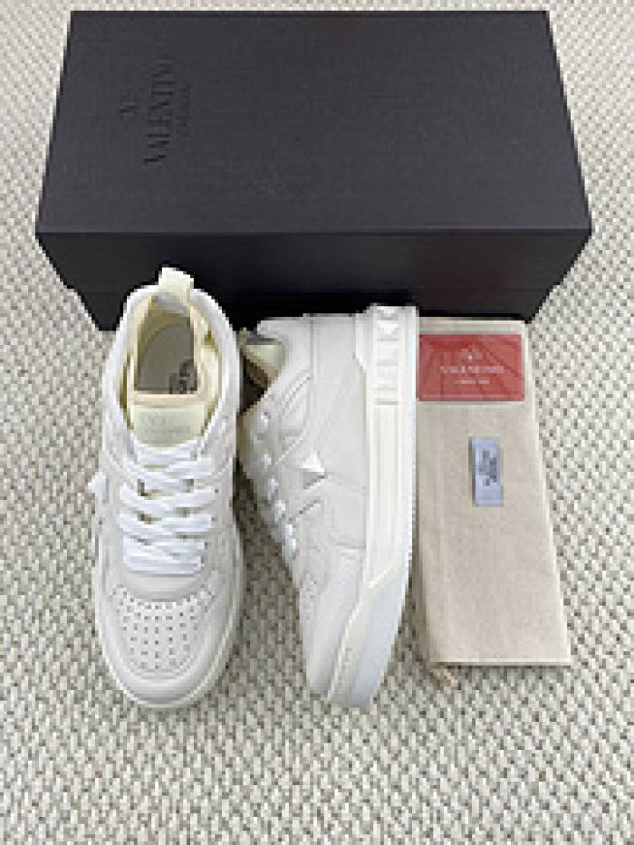 VALE·NTI·NO· Sneakers VS011