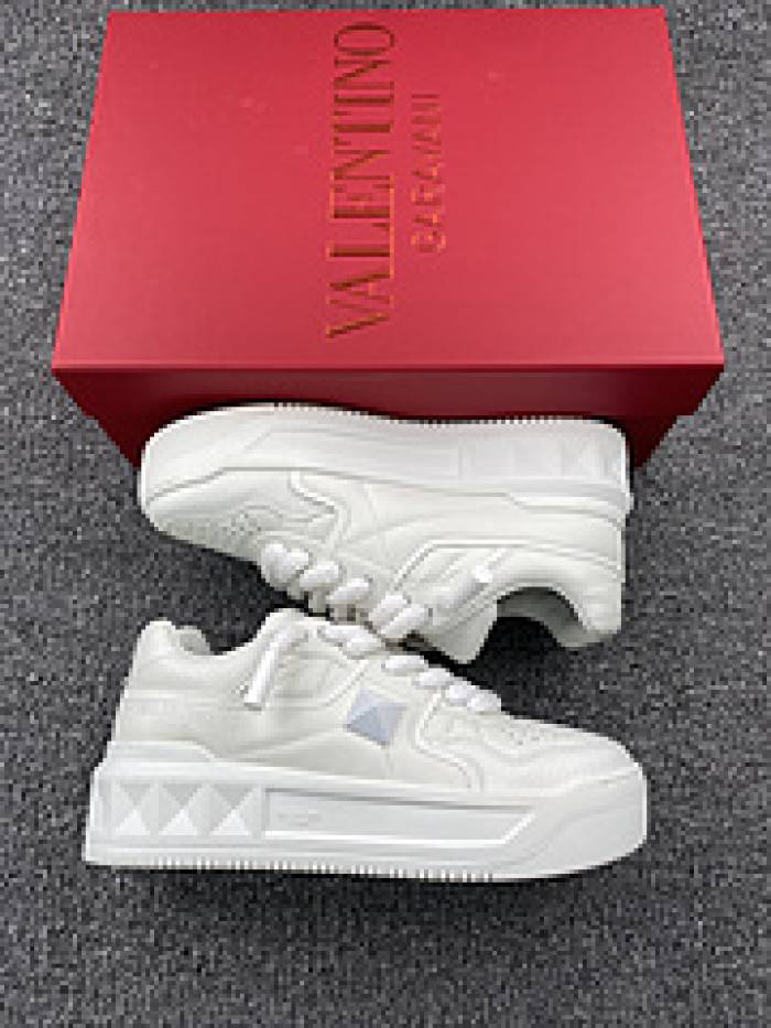 VALE·NTI·NO· Sneakers VS022